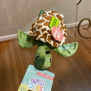 - - Snug Arooz  Turtle Clinkers With Squeaker Shelldon The Turtle  9”